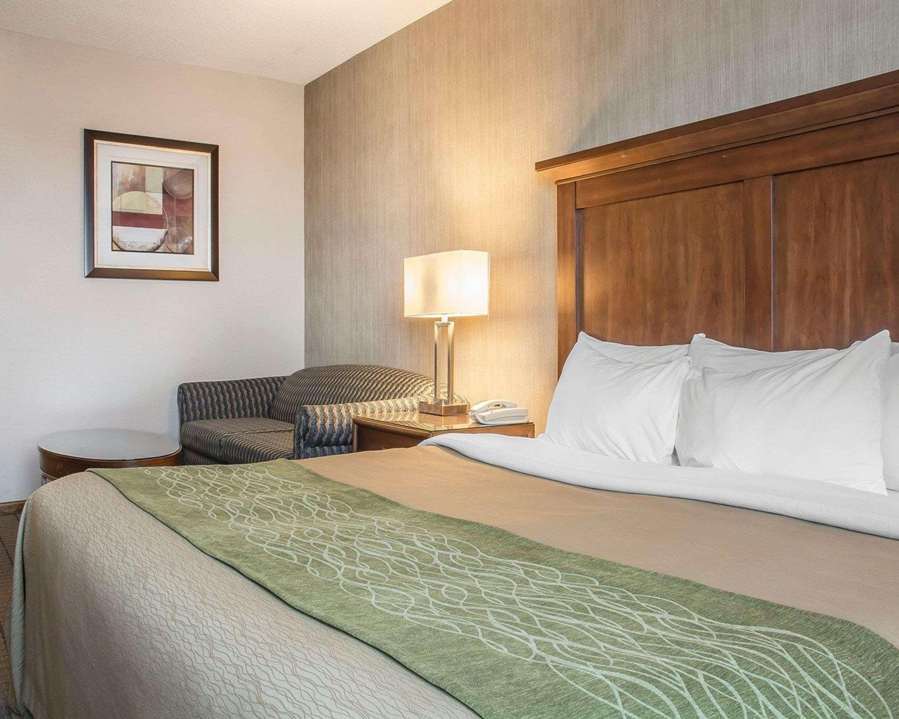 Comfort Inn Port Hope Bagian luar foto