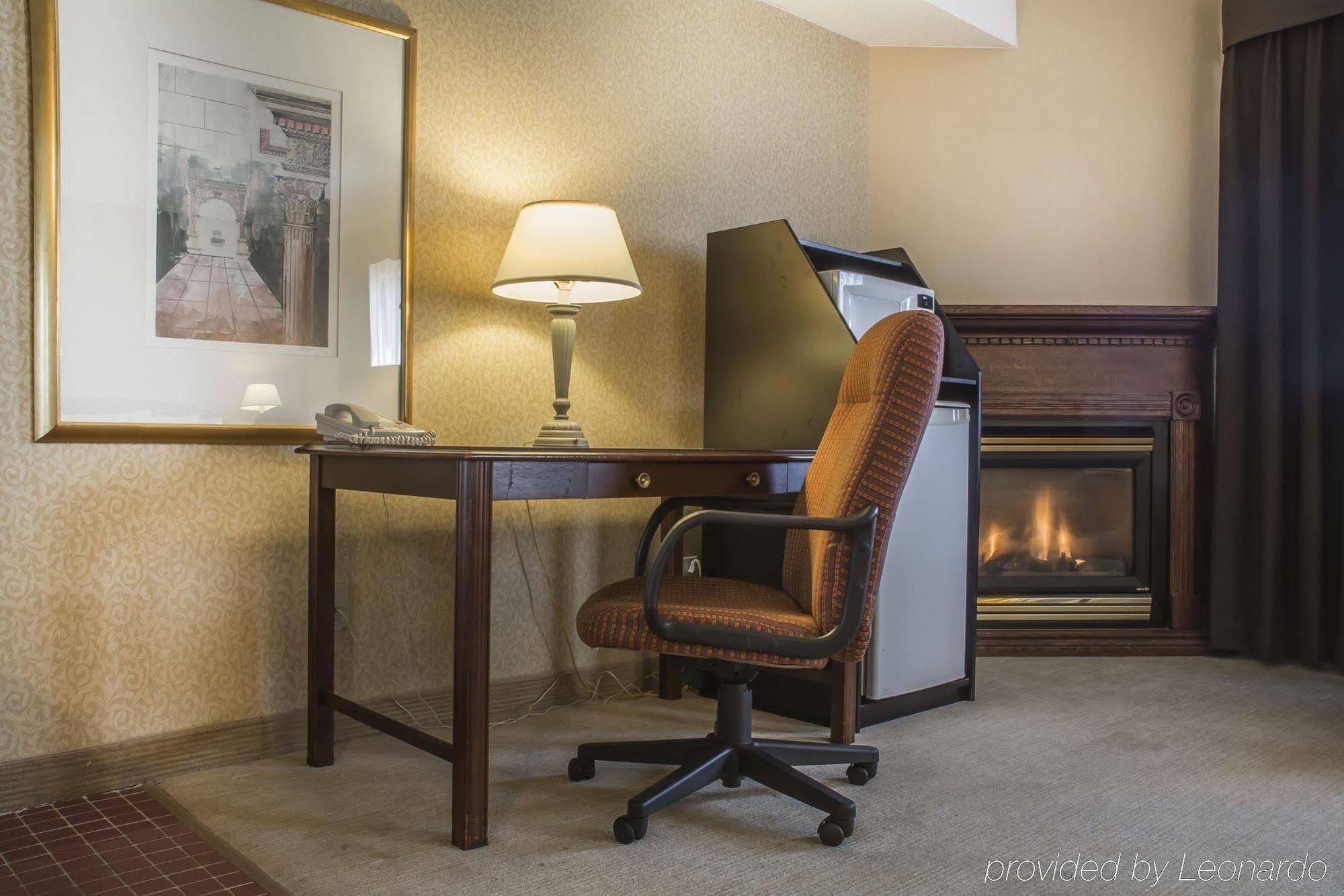 Comfort Inn Port Hope Bagian luar foto