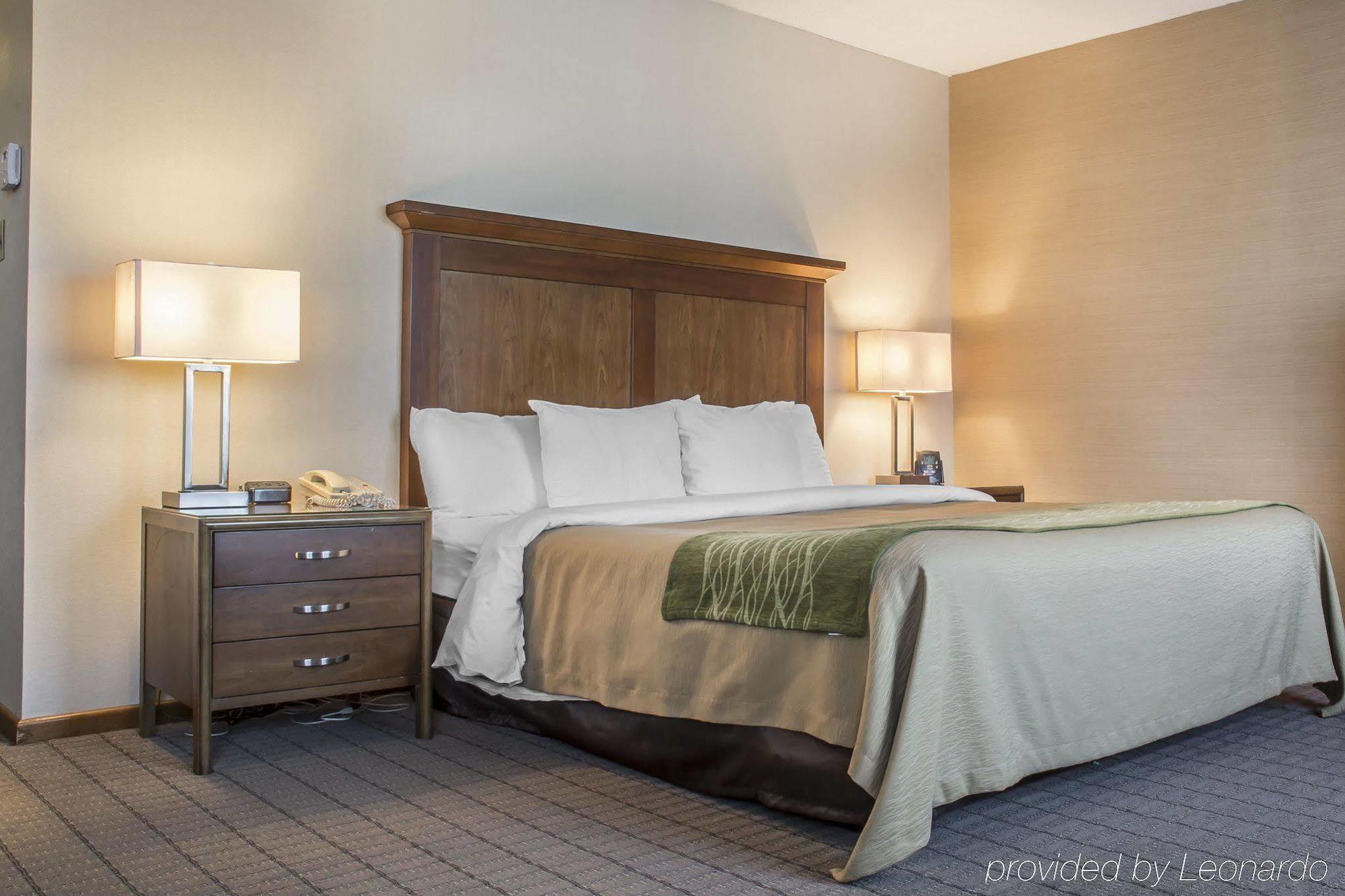 Comfort Inn Port Hope Bagian luar foto